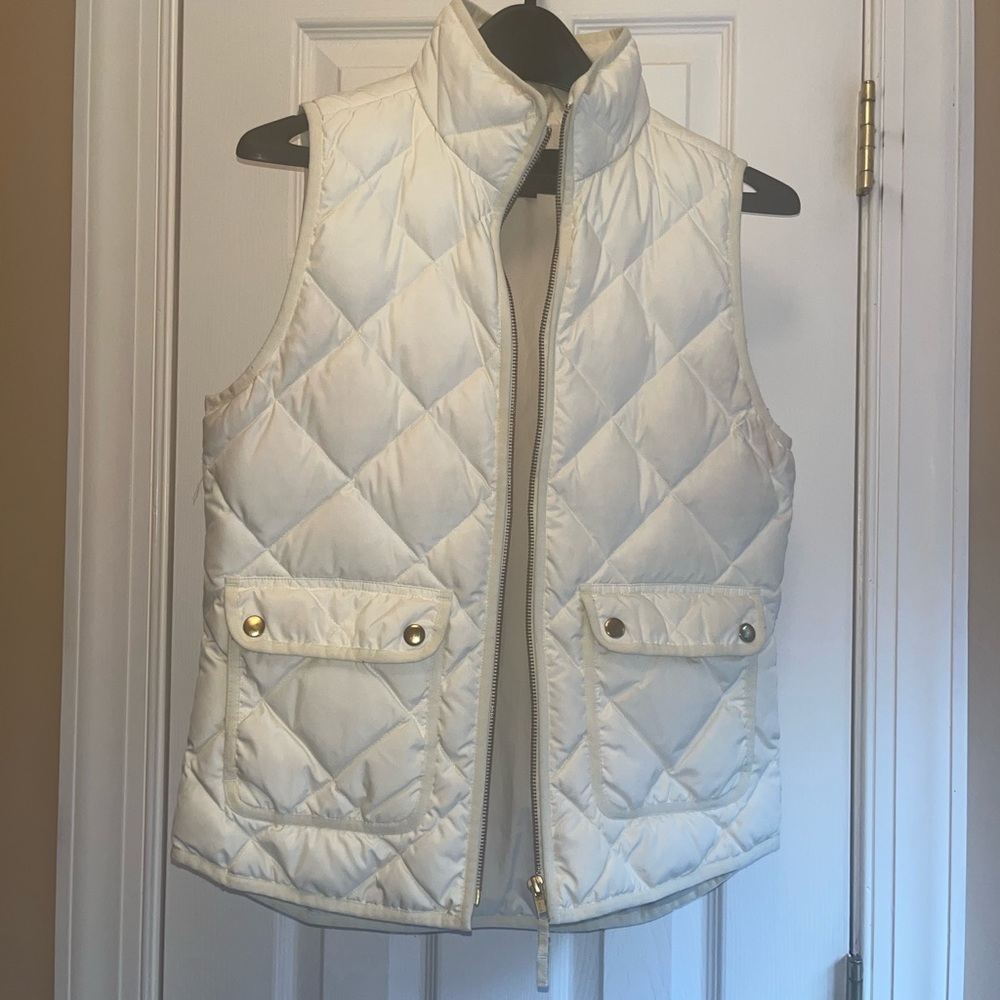 J. Crew ivory puffer vest XS 0 2